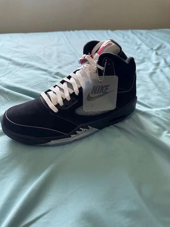 Jordan Men’s Sneakers - Black/White/Pink - Picture 1 of 8